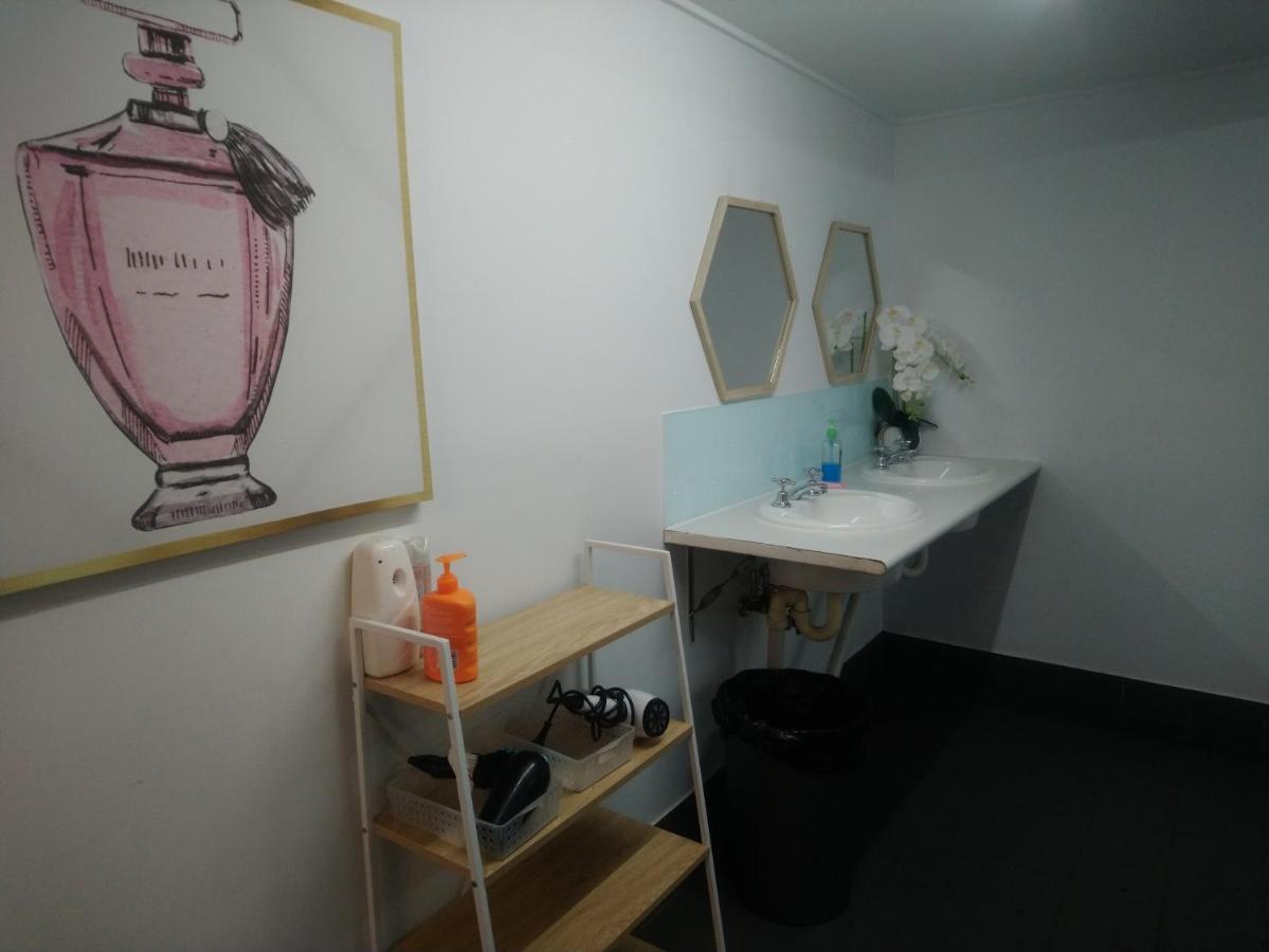 Mumma'S Hostel קאירנס מראה חיצוני תמונה